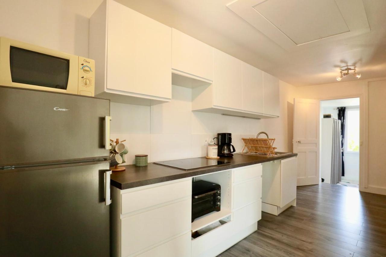 Appartement De L'Hippodrome Avec Deux Chambres โดวีลล์ ภายนอก รูปภาพ