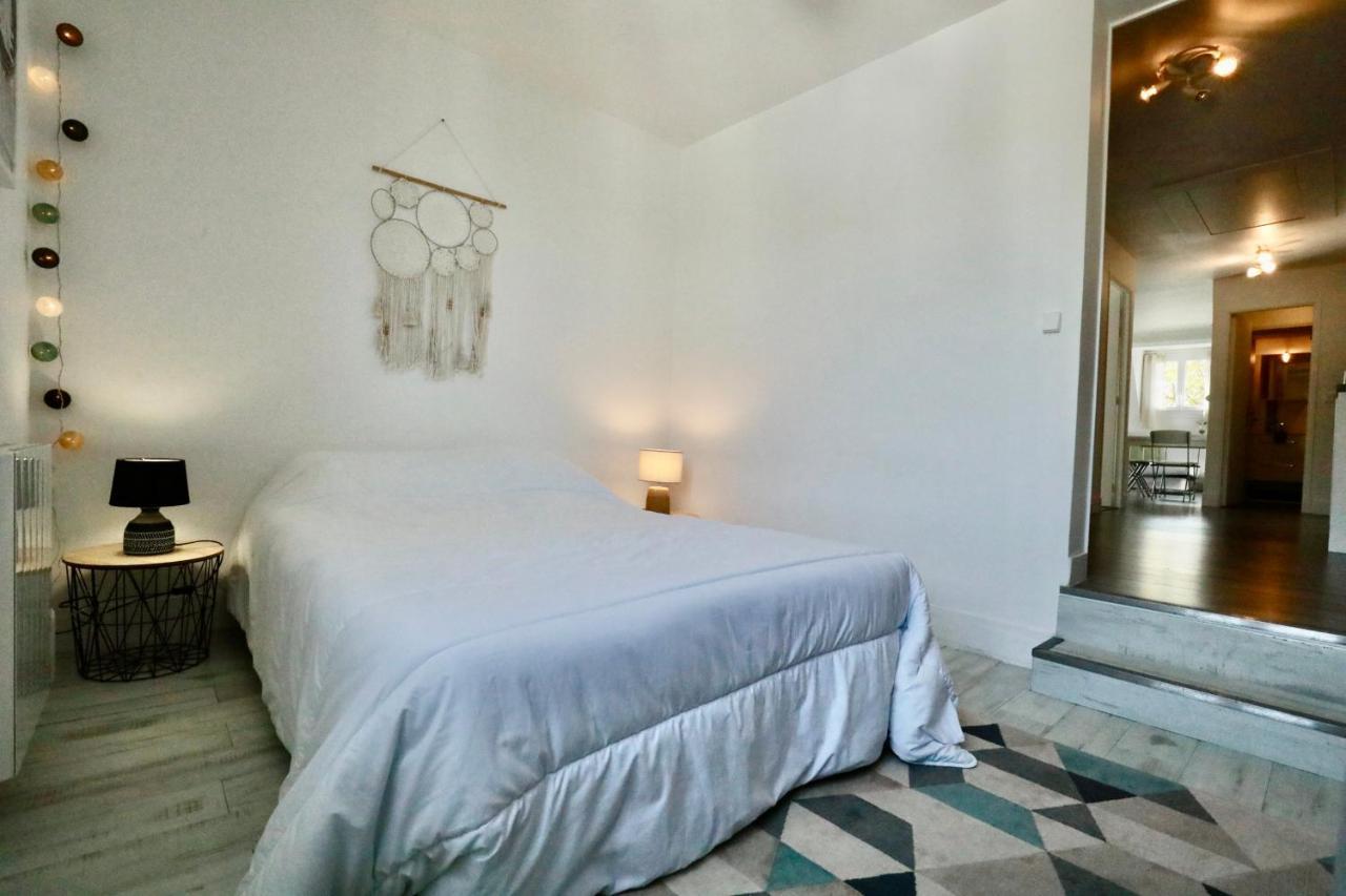 Appartement De L'Hippodrome Avec Deux Chambres โดวีลล์ ภายนอก รูปภาพ